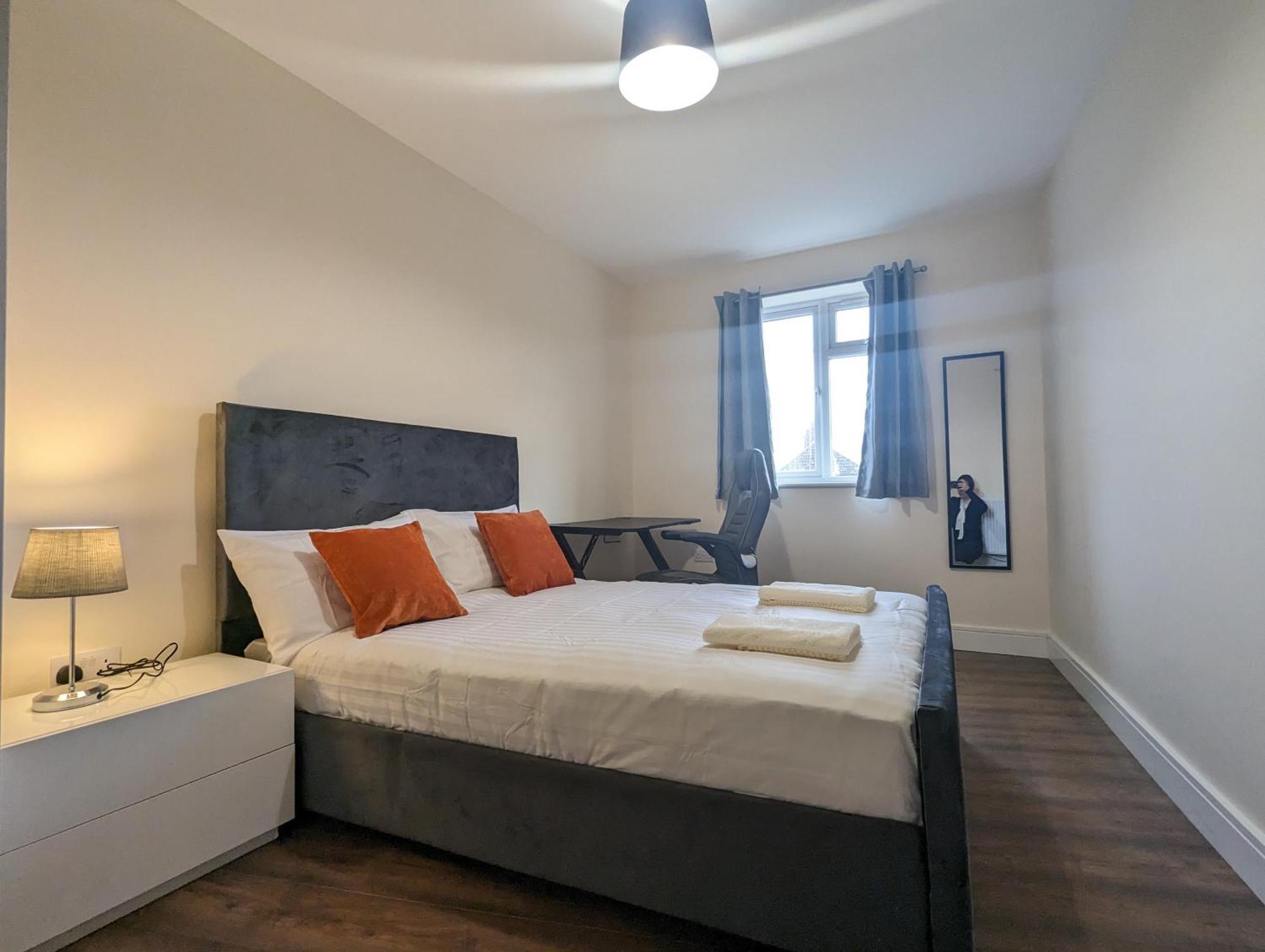 Сasa de vacaciones Near City Centre Private Bath Free Parking *
